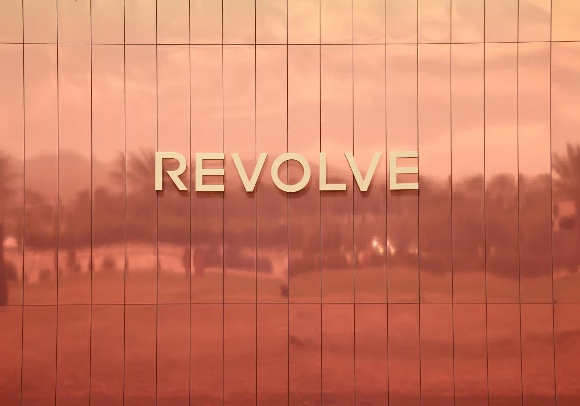 Revolve.com